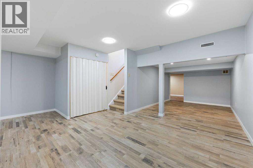 Single Family House for Sale in  Whitworth Way NE Whitehorn Calgary 