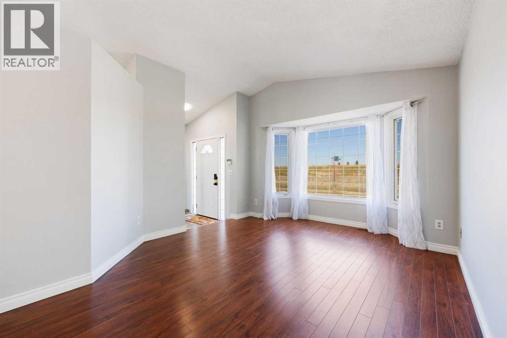 Single Family House for Sale in  Whitworth Way NE Whitehorn Calgary 