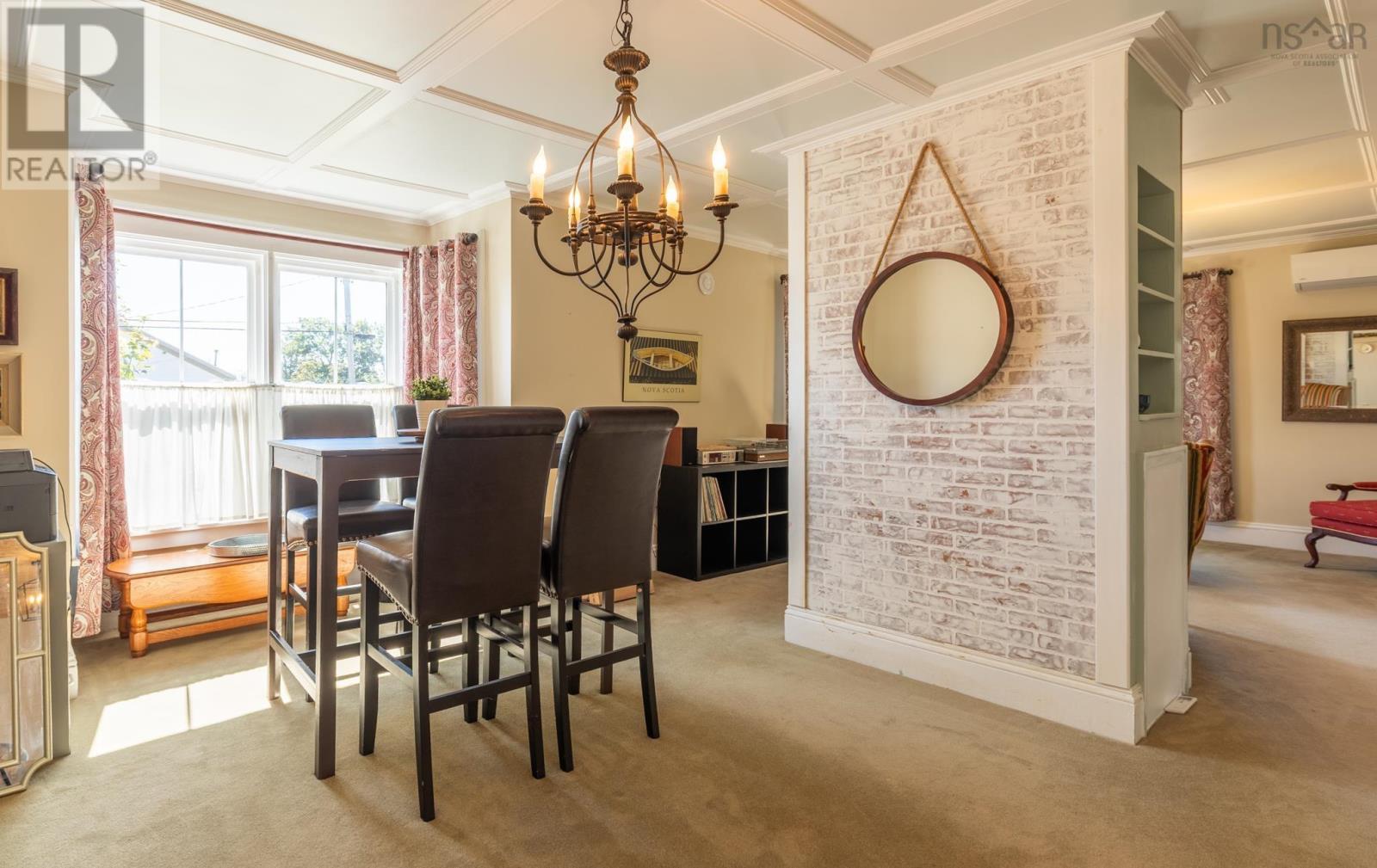 Property 12 of 40 of 53 William Street