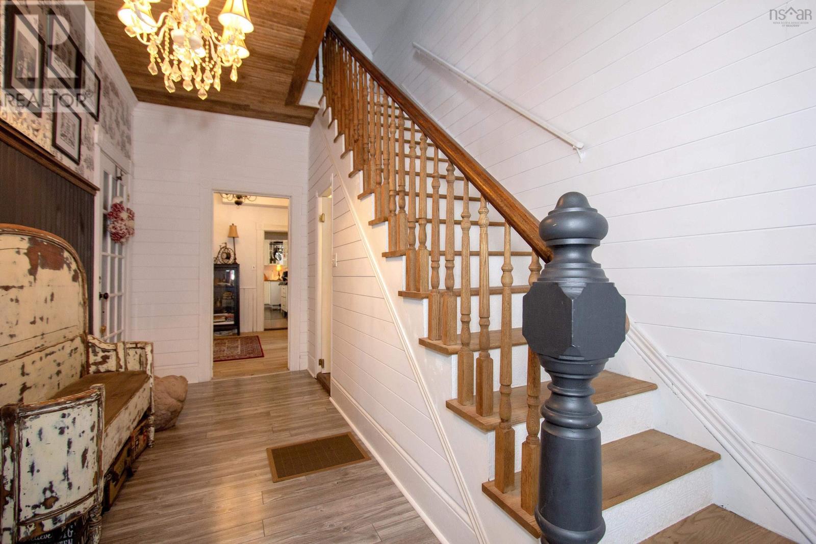 Property 31 of 50 of 340 Foundry Street