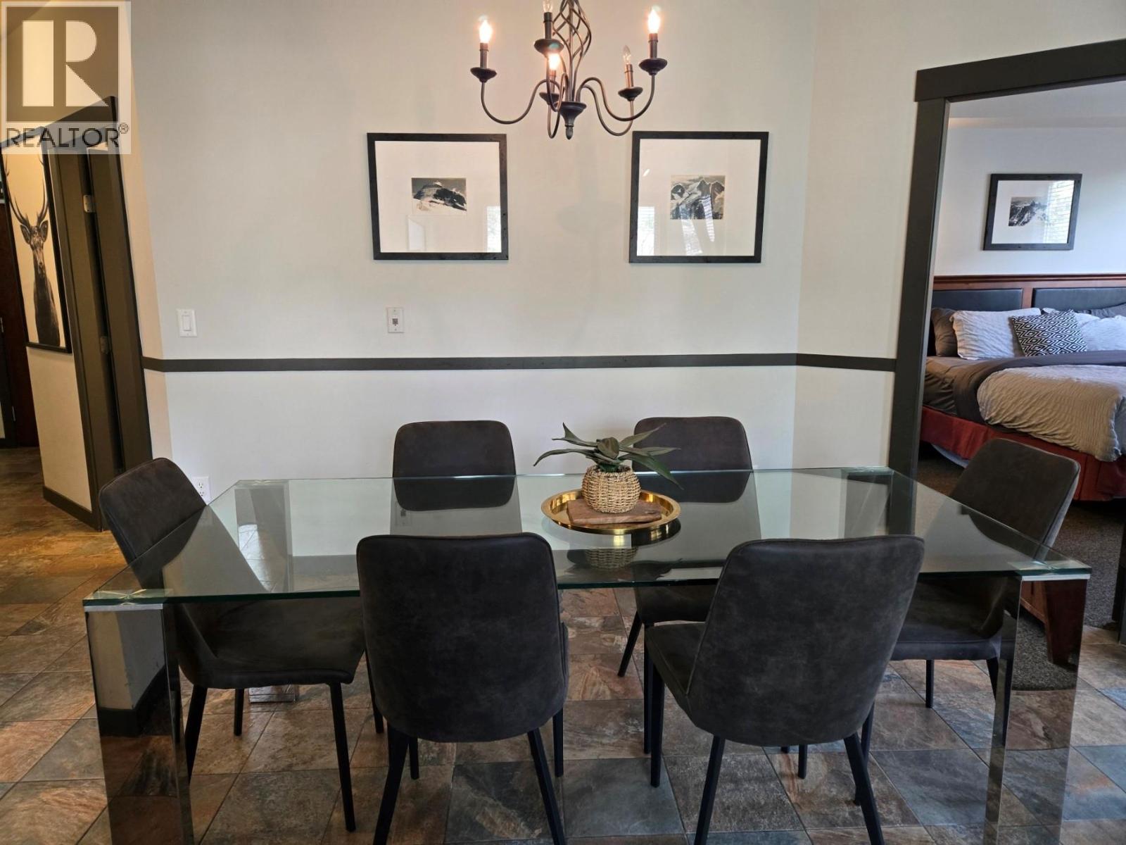 #201A 2070 SUMMIT DRIVE - 10