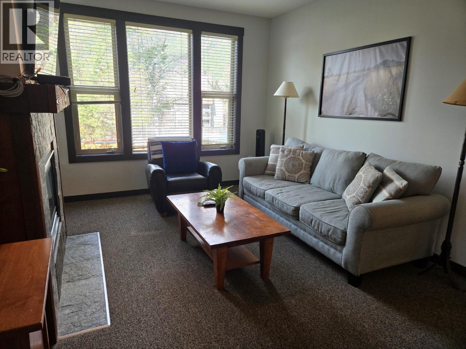 #201A 2070 SUMMIT DRIVE - 6