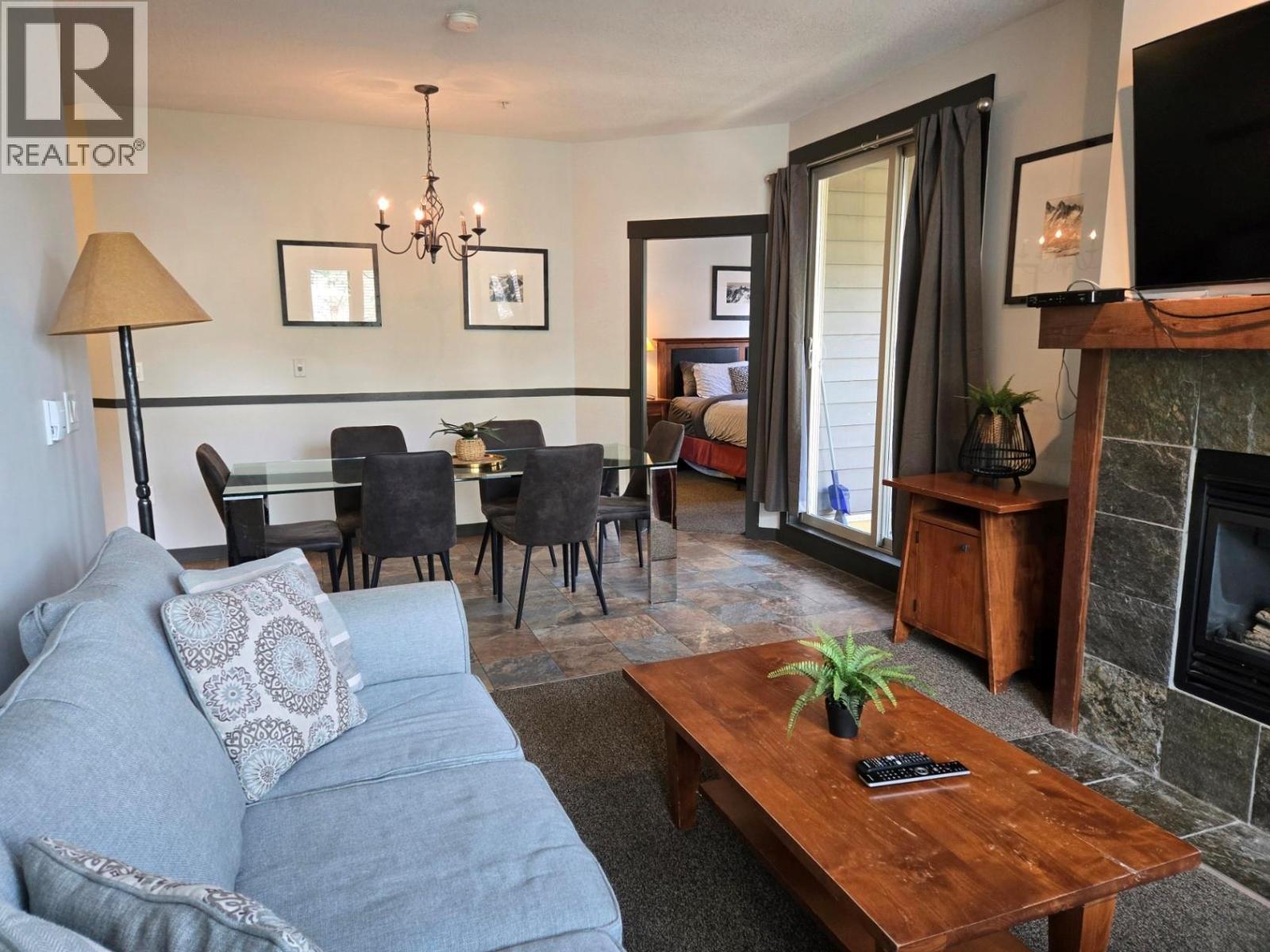 #201A 2070 SUMMIT DRIVE - 9