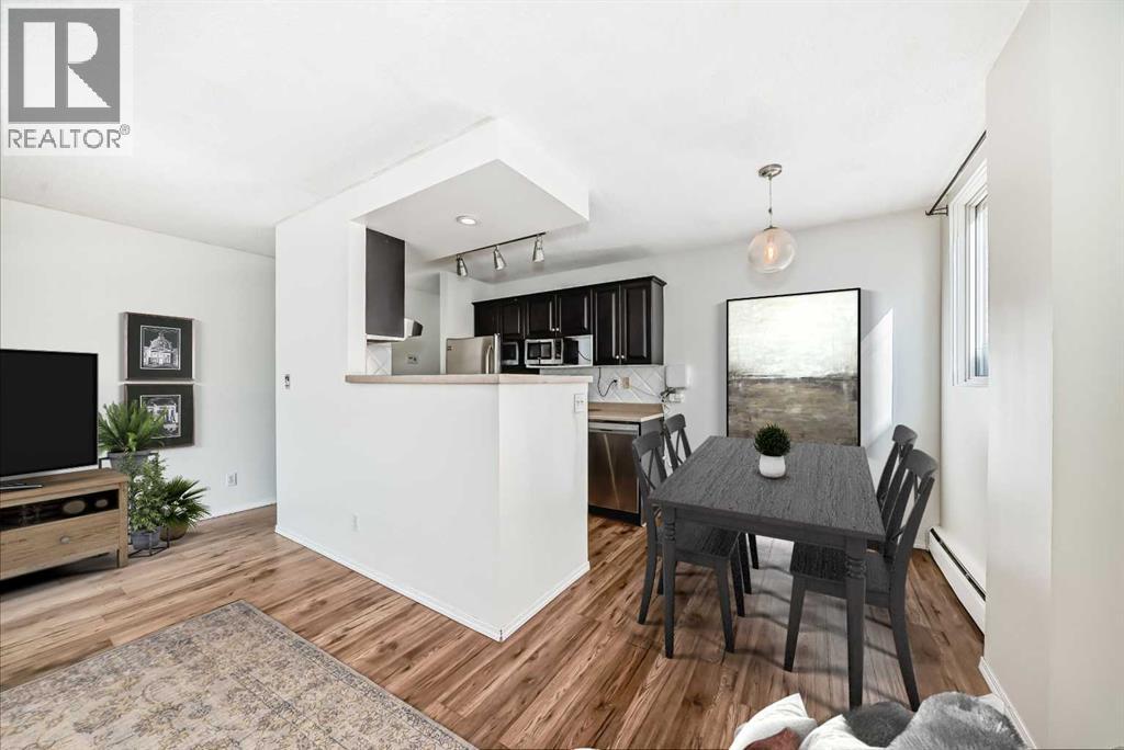 Single Family House for Sale in    Avenue SW Mission Calgary 