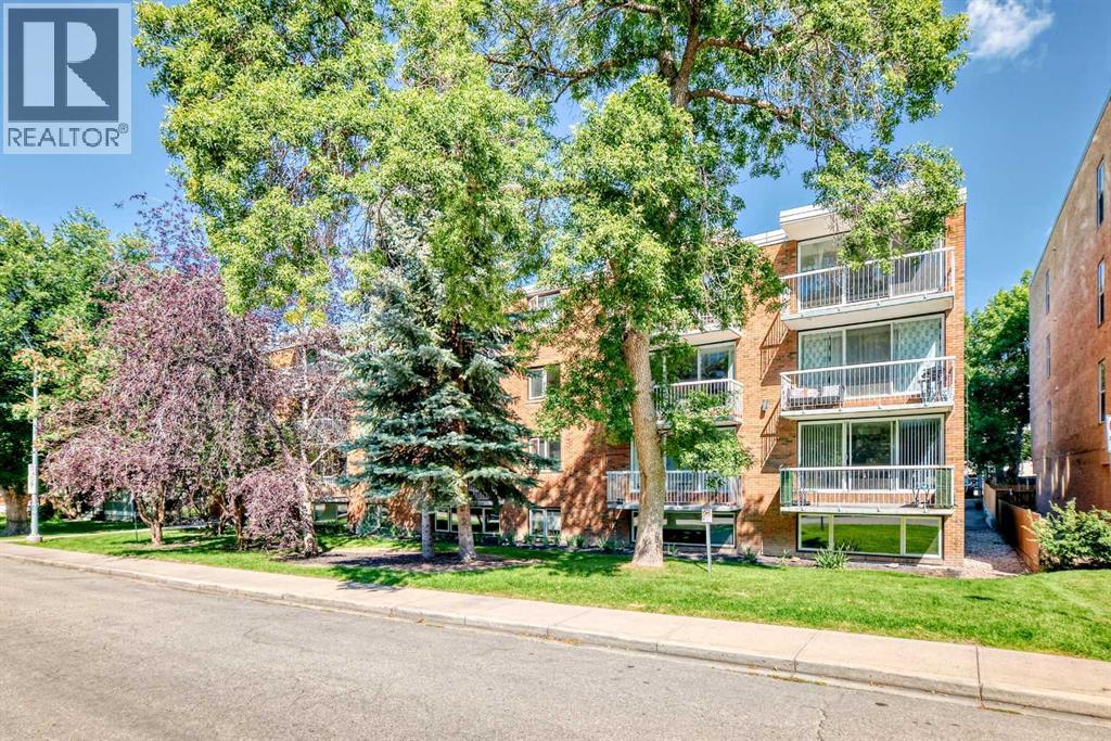 Single Family House for Sale in    Avenue SW Mission Calgary 