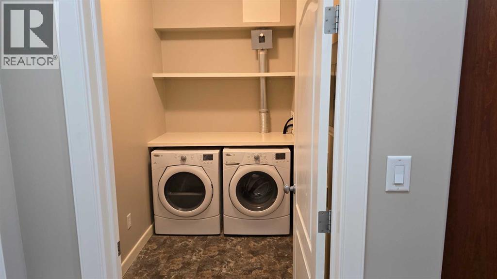 Single Family House for Sale in   Discovery Ridge Close SW Discovery Ridge Calgary 