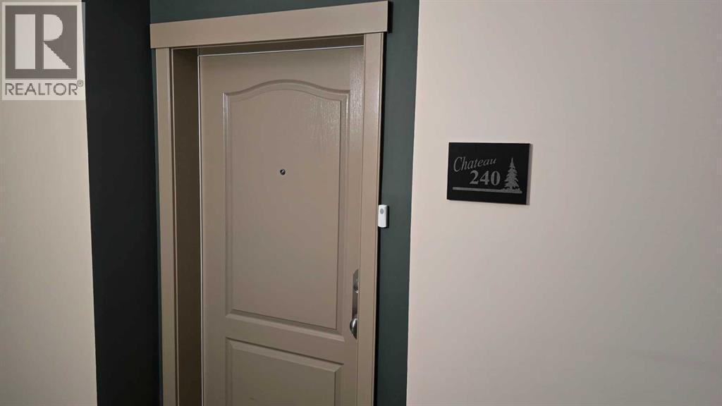 Single Family House for Sale in   Discovery Ridge Close SW Discovery Ridge Calgary 