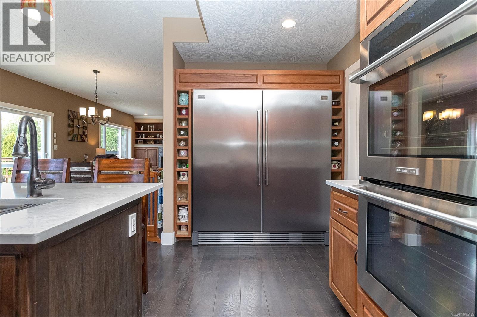 1655 Wyatt's Way, Qualicum Beach