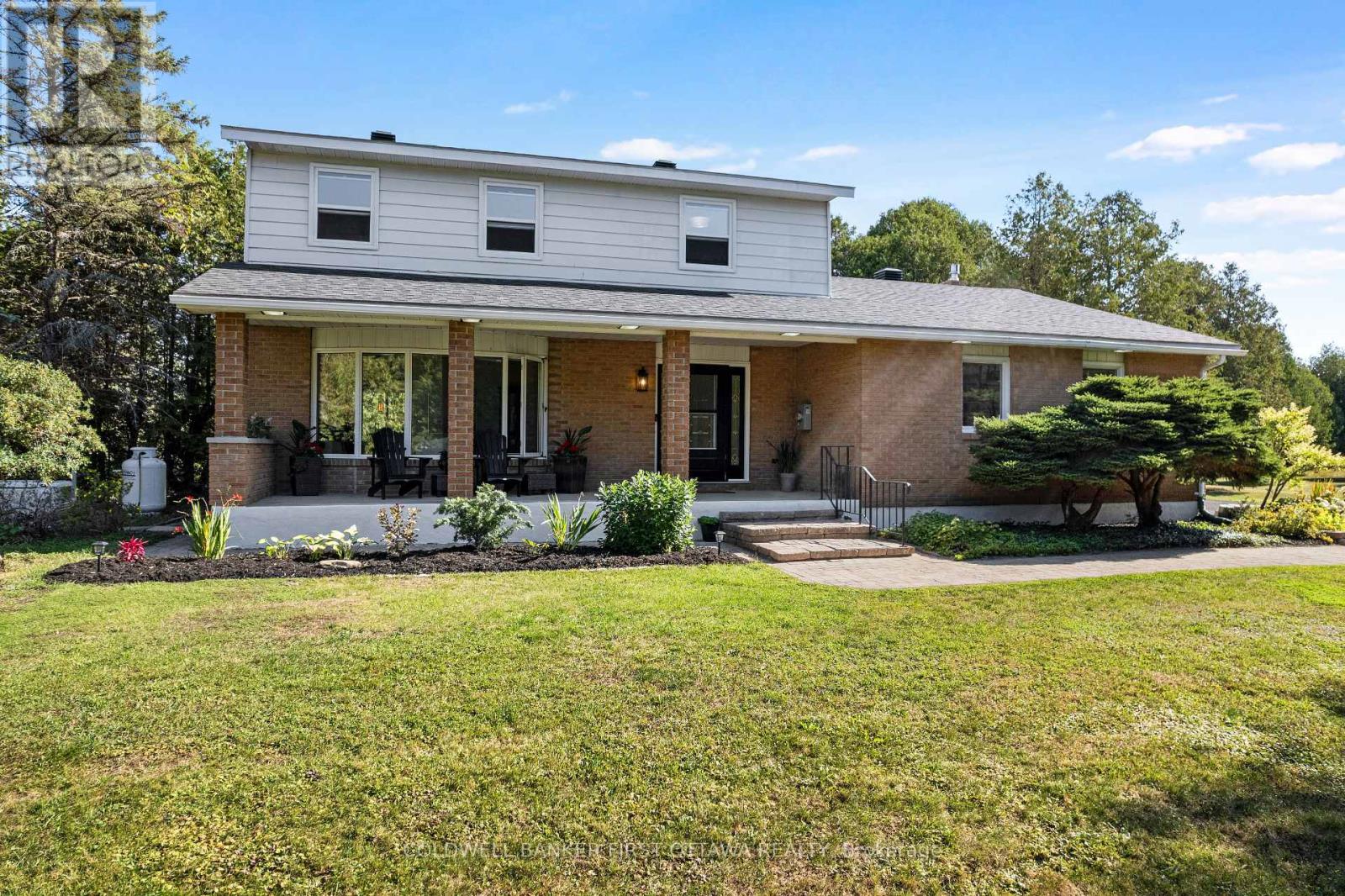 Manicured Front Entry