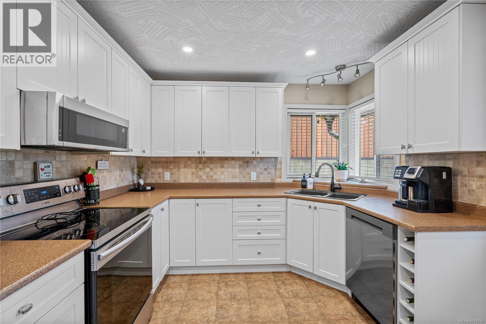  753 De Frane Court, Ladysmith