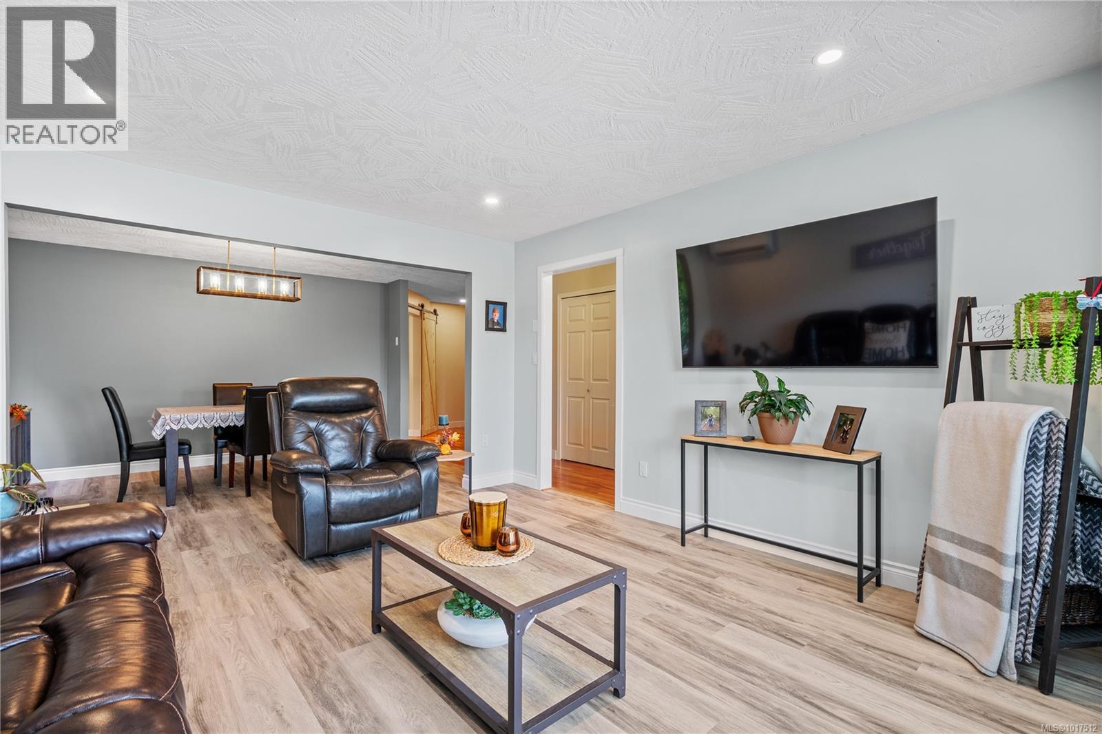  753 De Frane Court, Ladysmith
