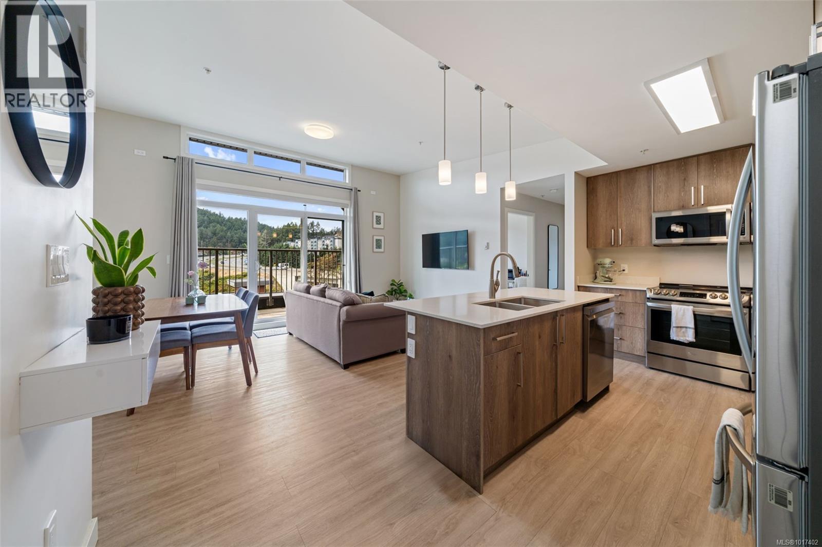 410 110 Presley Place, View Royal