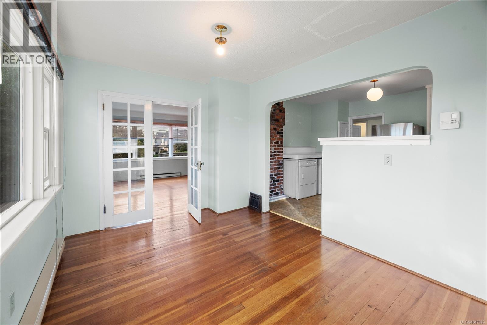  2571 Empire Street, Victoria