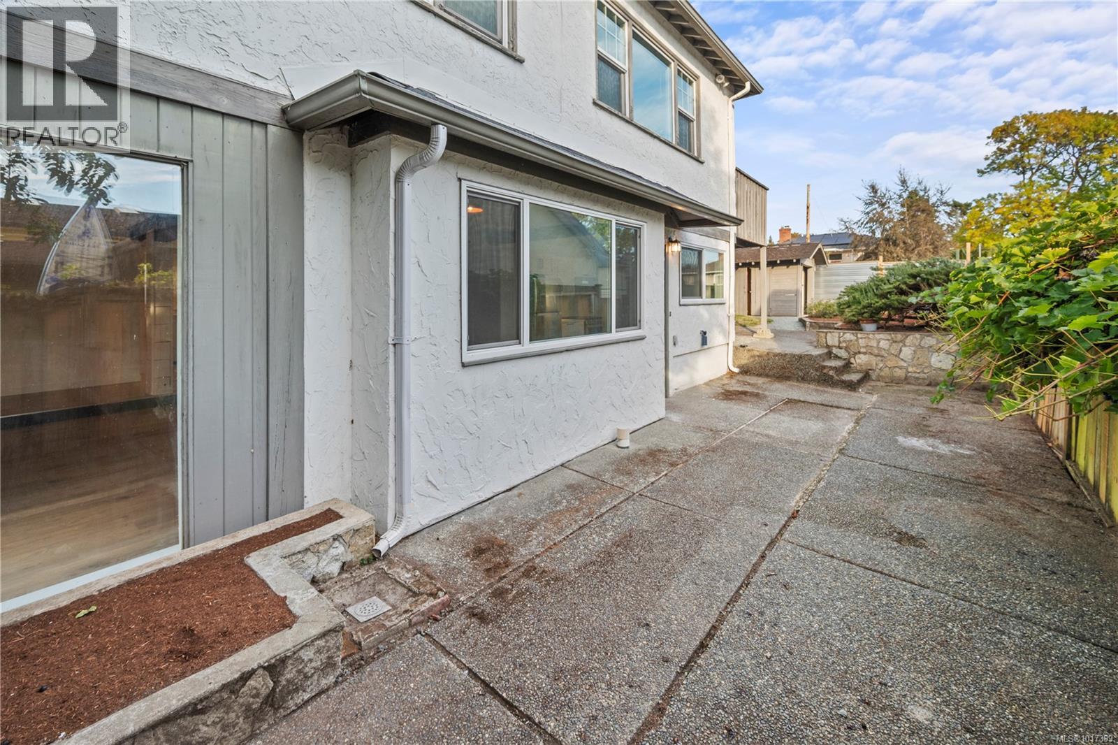  2571 Empire Street, Victoria