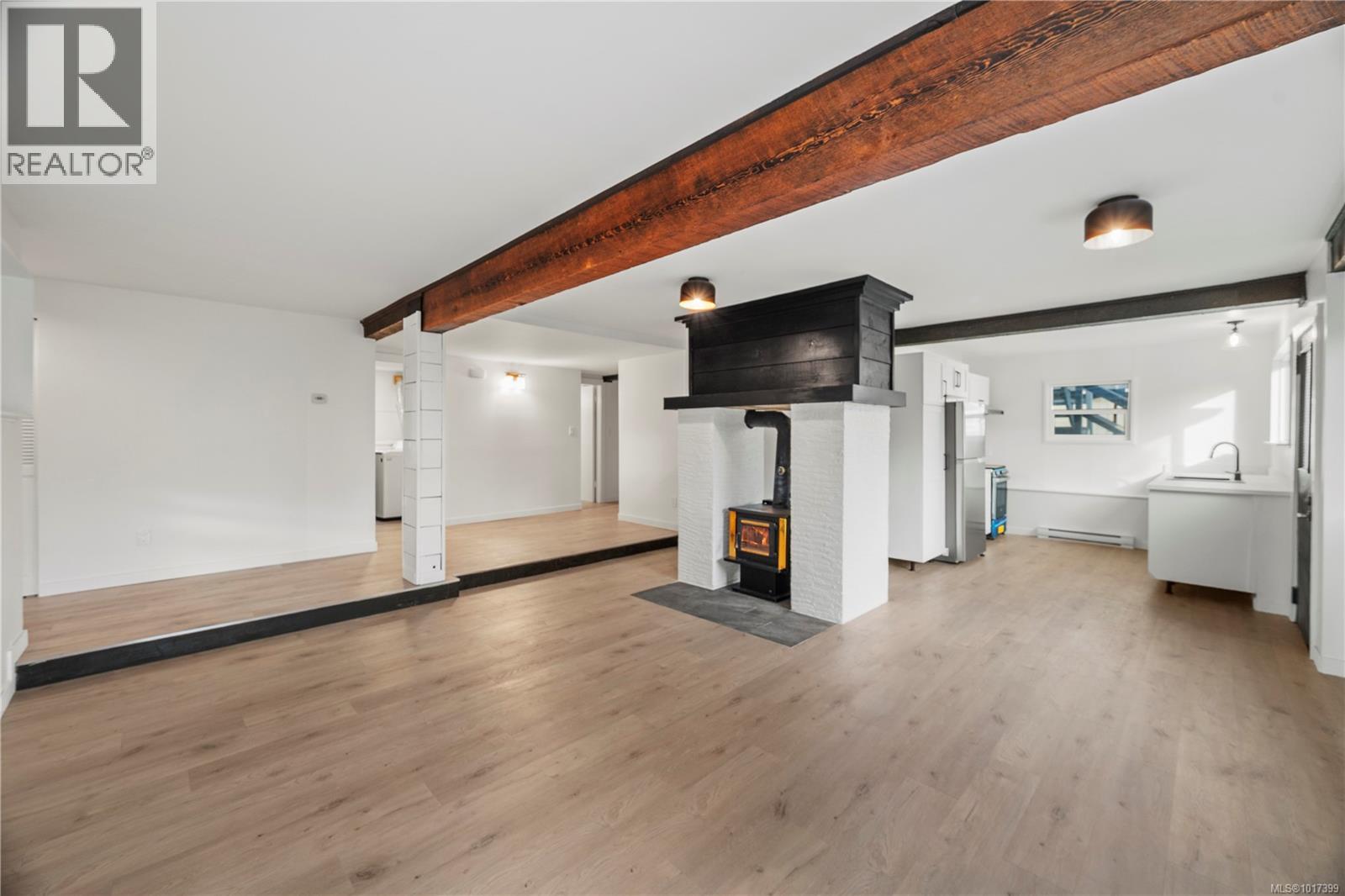  2571 Empire Street, Victoria