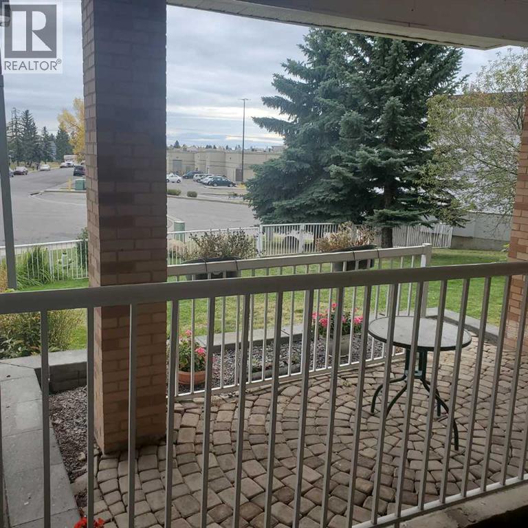 Single Family House for Sale in   Manora Place NE Marlborough Park Calgary 