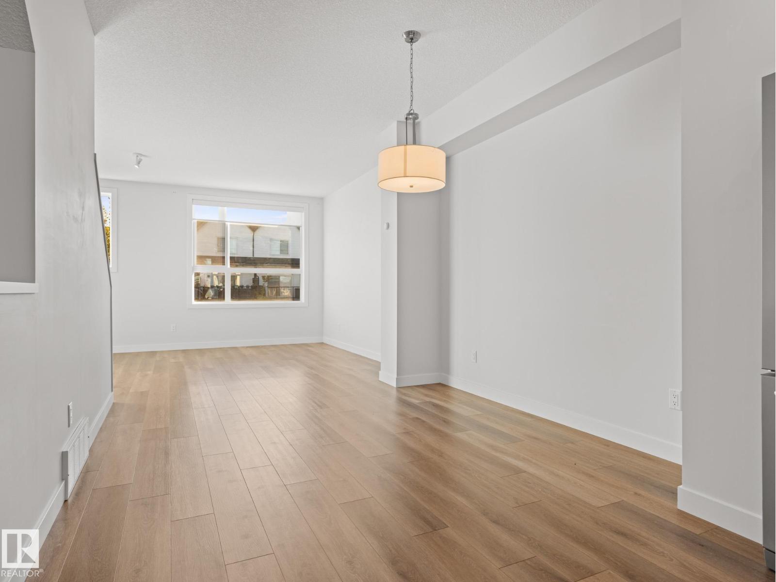 #35 100 JENSEN LAKES BV, St. Albert