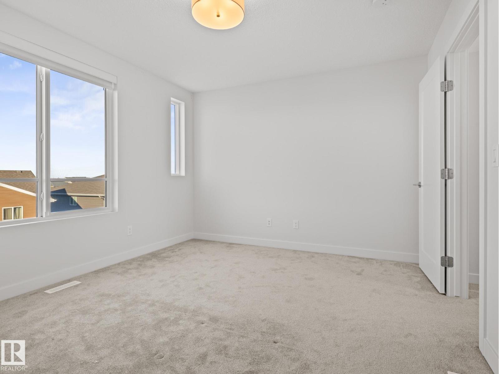 #35 100 JENSEN LAKES BV, St. Albert