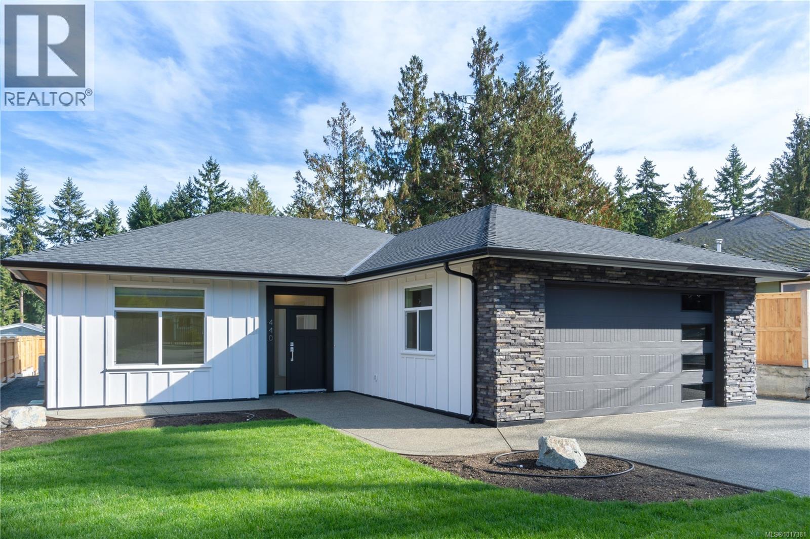 440 Craig St, Parksville