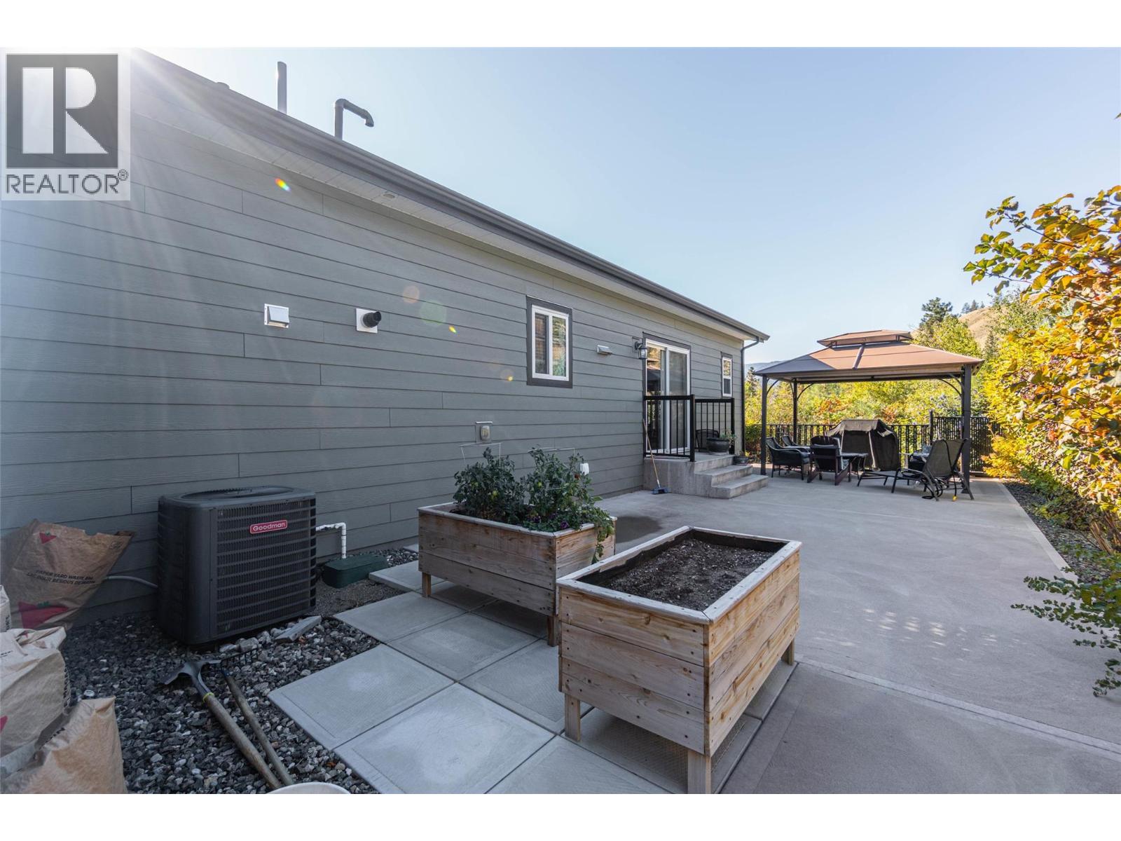8300 Gallagher Lake Frontage Road Unit# 21, Oliver