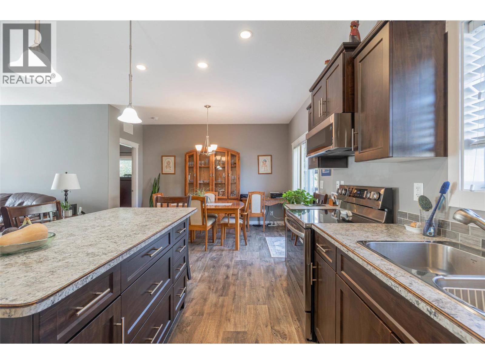 8300 Gallagher Lake Frontage Road Unit# 21, Oliver