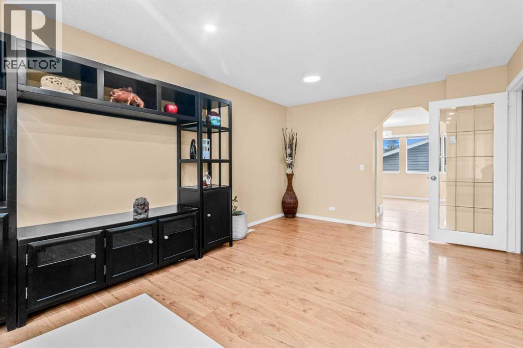 Single Family House for Sale in  Fresno Place NE Monterey Park Calgary 