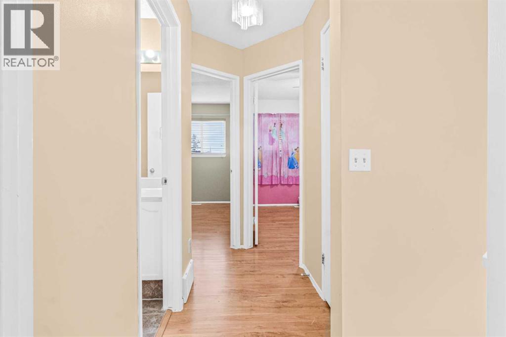 Single Family House for Sale in  Fresno Place NE Monterey Park Calgary 
