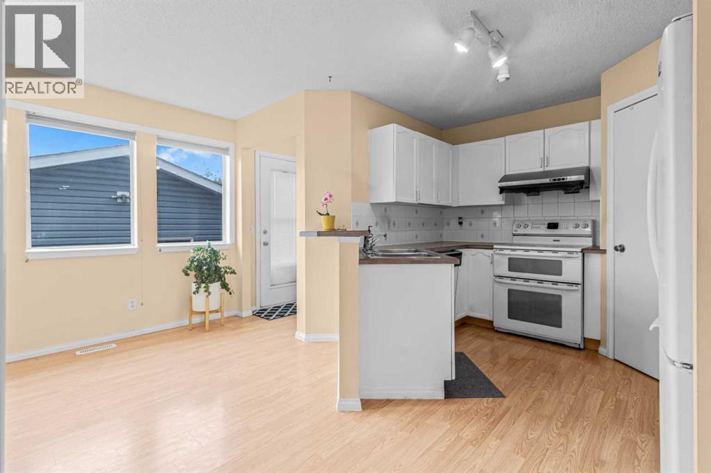 Single Family House for Sale in  Fresno Place NE Monterey Park Calgary 