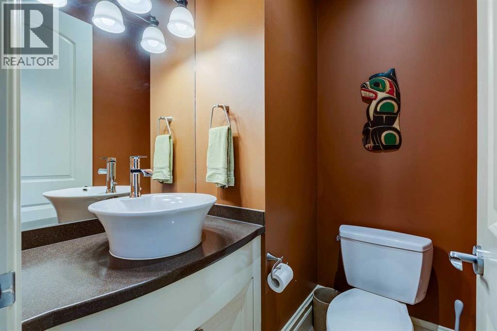 Single Family House for Sale in   Street NW Hillhurst Calgary 