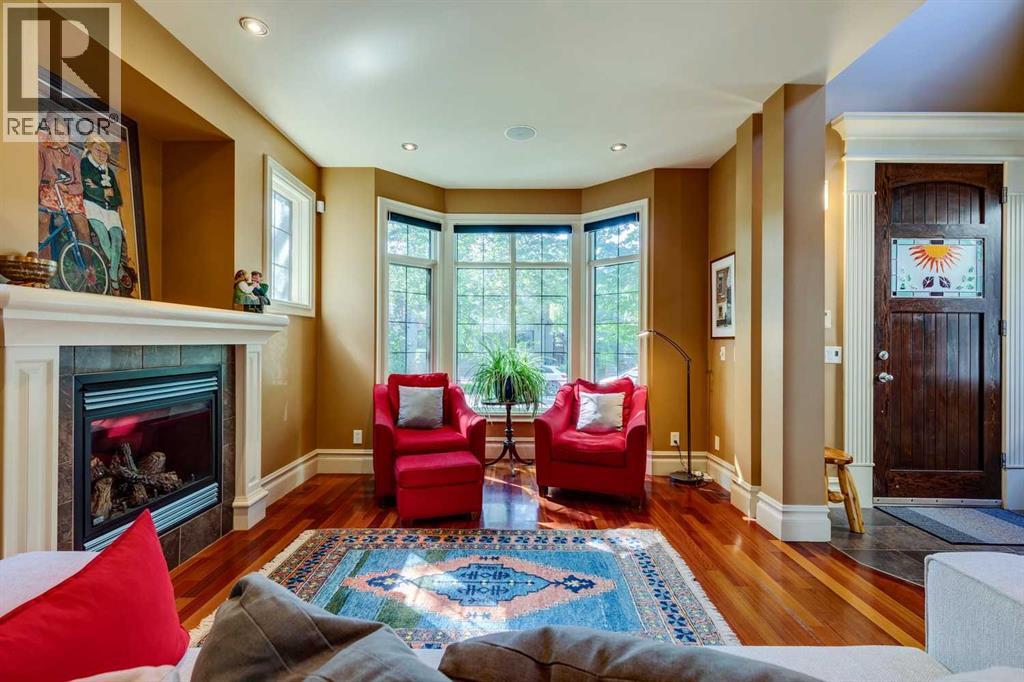 Single Family House for Sale in   Street NW Hillhurst Calgary 