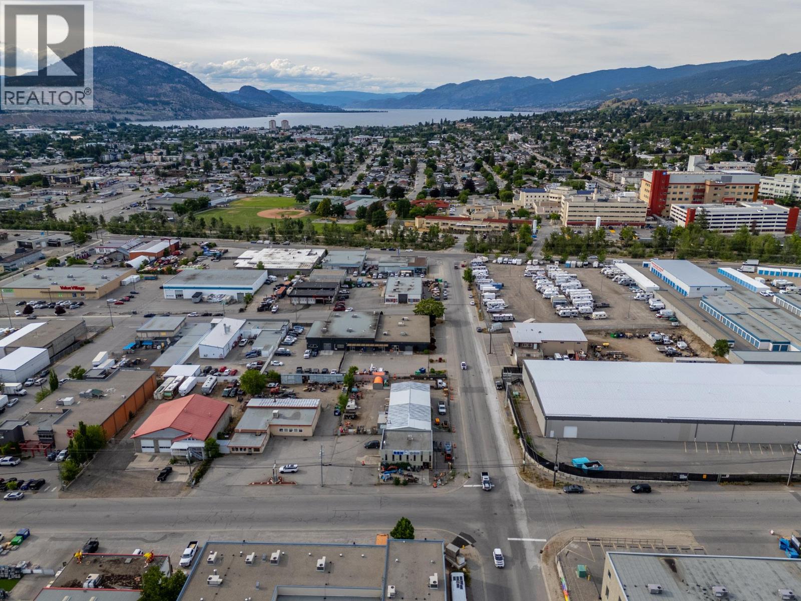  275 Okanagan Avenue East, Penticton