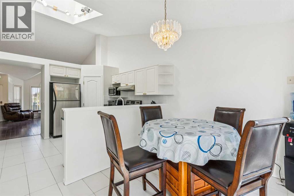 Single Family House 4 Level for Sale in  San Diego Green NE Monterey Park Calgary 