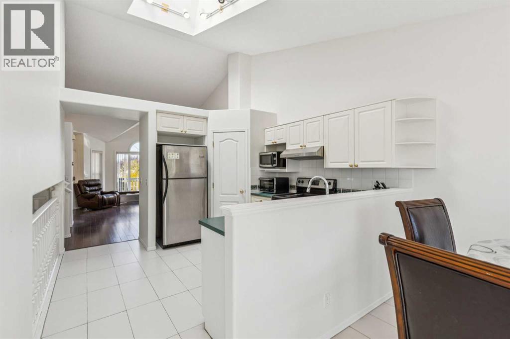 Single Family House 4 Level for Sale in  San Diego Green NE Monterey Park Calgary 