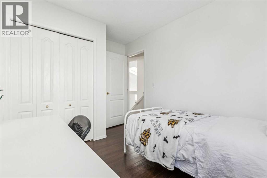 Single Family House 4 Level for Sale in  San Diego Green NE Monterey Park Calgary 