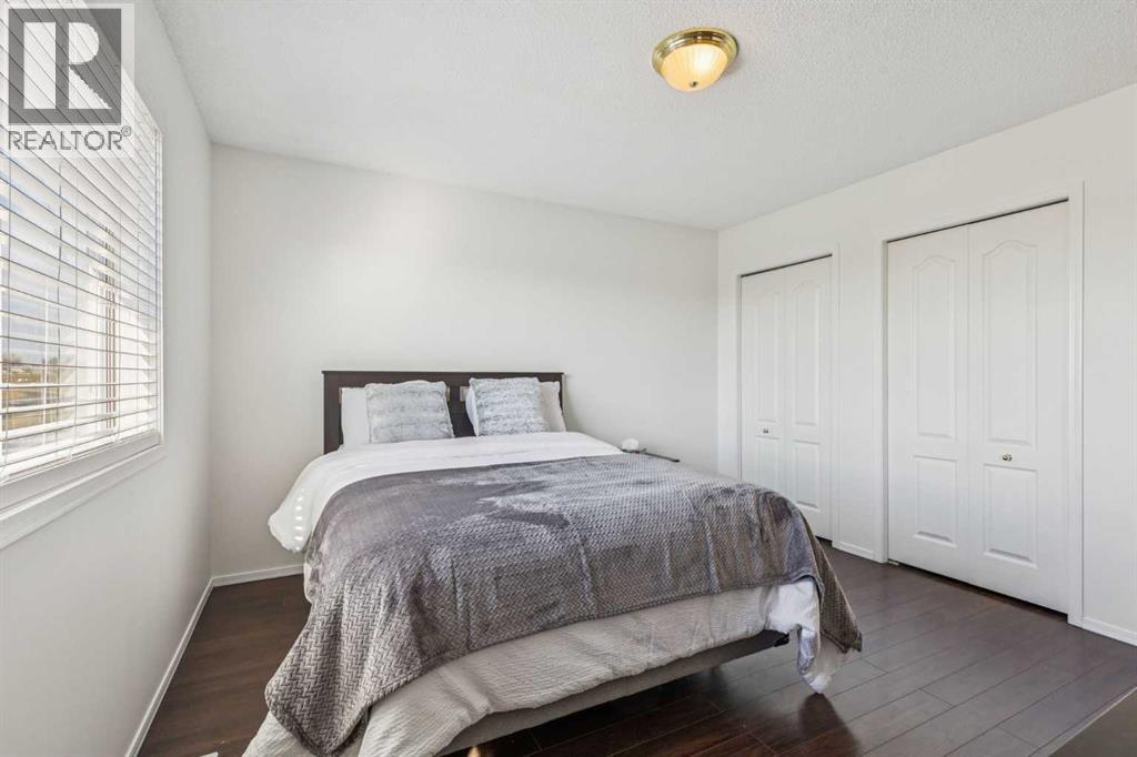 Single Family House 4 Level for Sale in  San Diego Green NE Monterey Park Calgary 