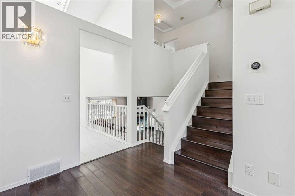 Single Family House 4 Level for Sale in  San Diego Green NE Monterey Park Calgary 
