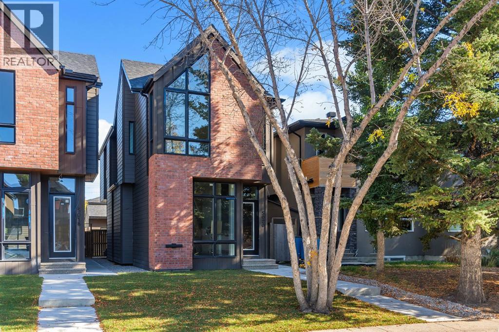5020 21A Street SW, Calgary, Alberta