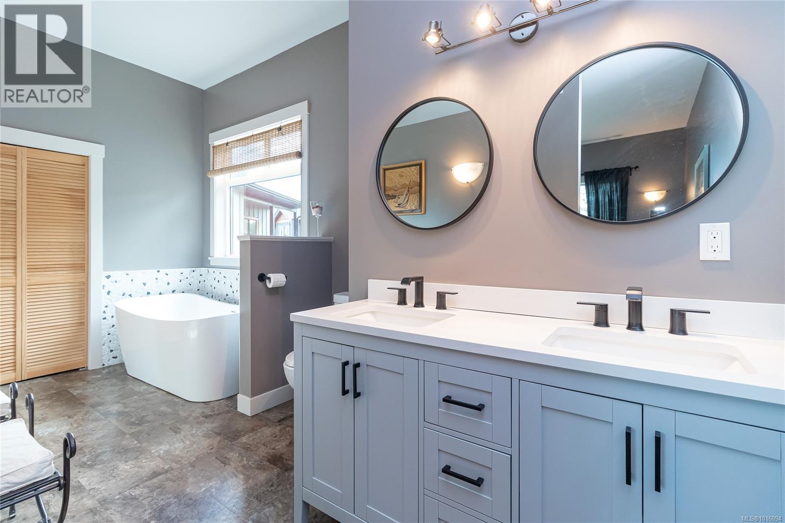  1490 Finlayson View Place, Shawnigan Lake