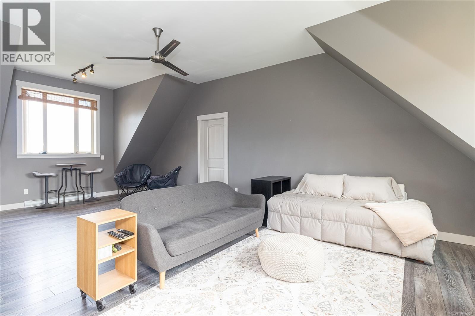  1490 Finlayson View Place, Shawnigan Lake