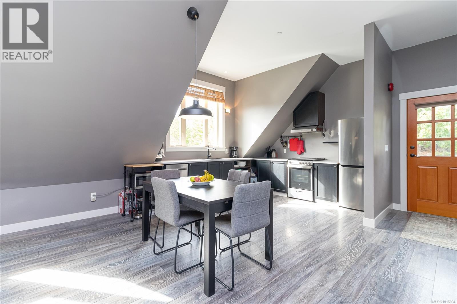  1490 Finlayson View Place, Shawnigan Lake