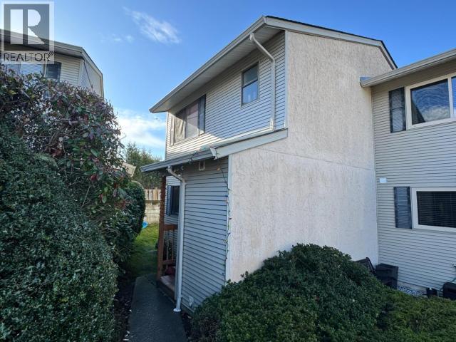 20-3870 JOYCE AVE, Powell River