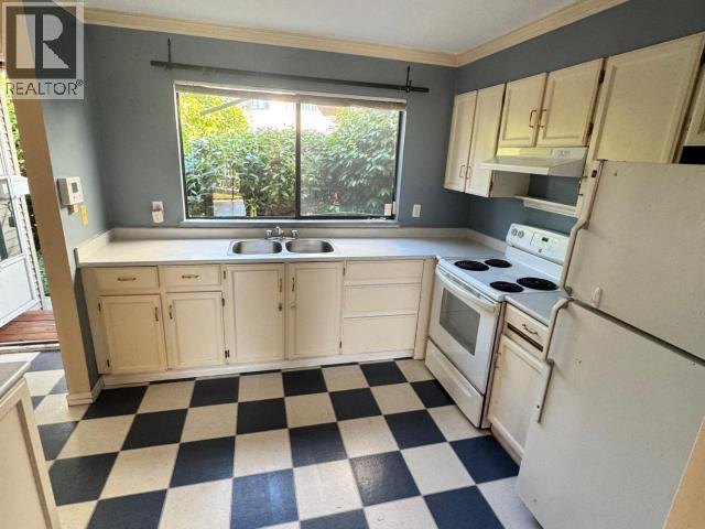 20-3870 JOYCE AVE, Powell River