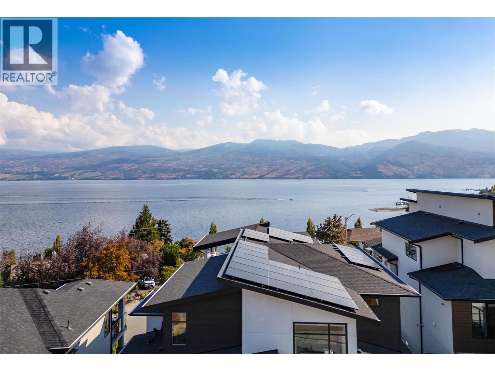 3961 Beachview Drive E, West Kelowna