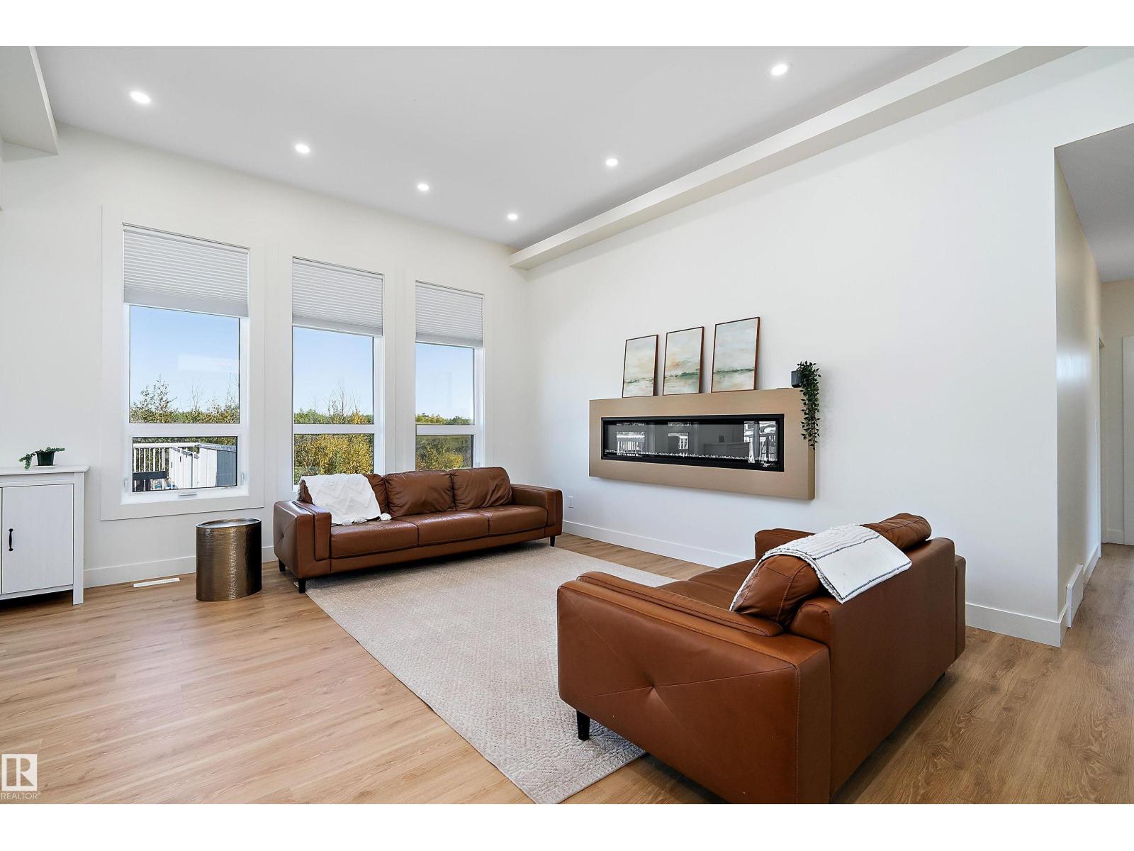 181 20212 Township Road 510, Rural Strathcona County