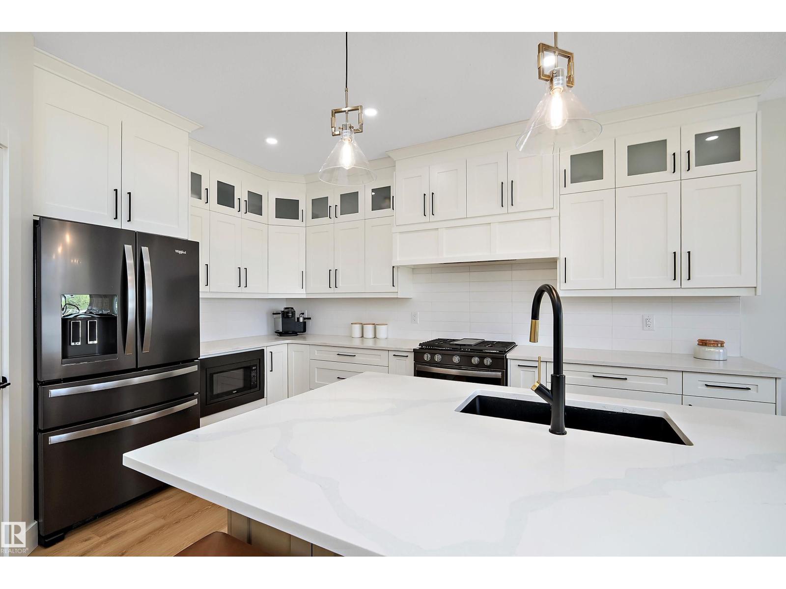 181 20212 Township Road 510, Rural Strathcona County