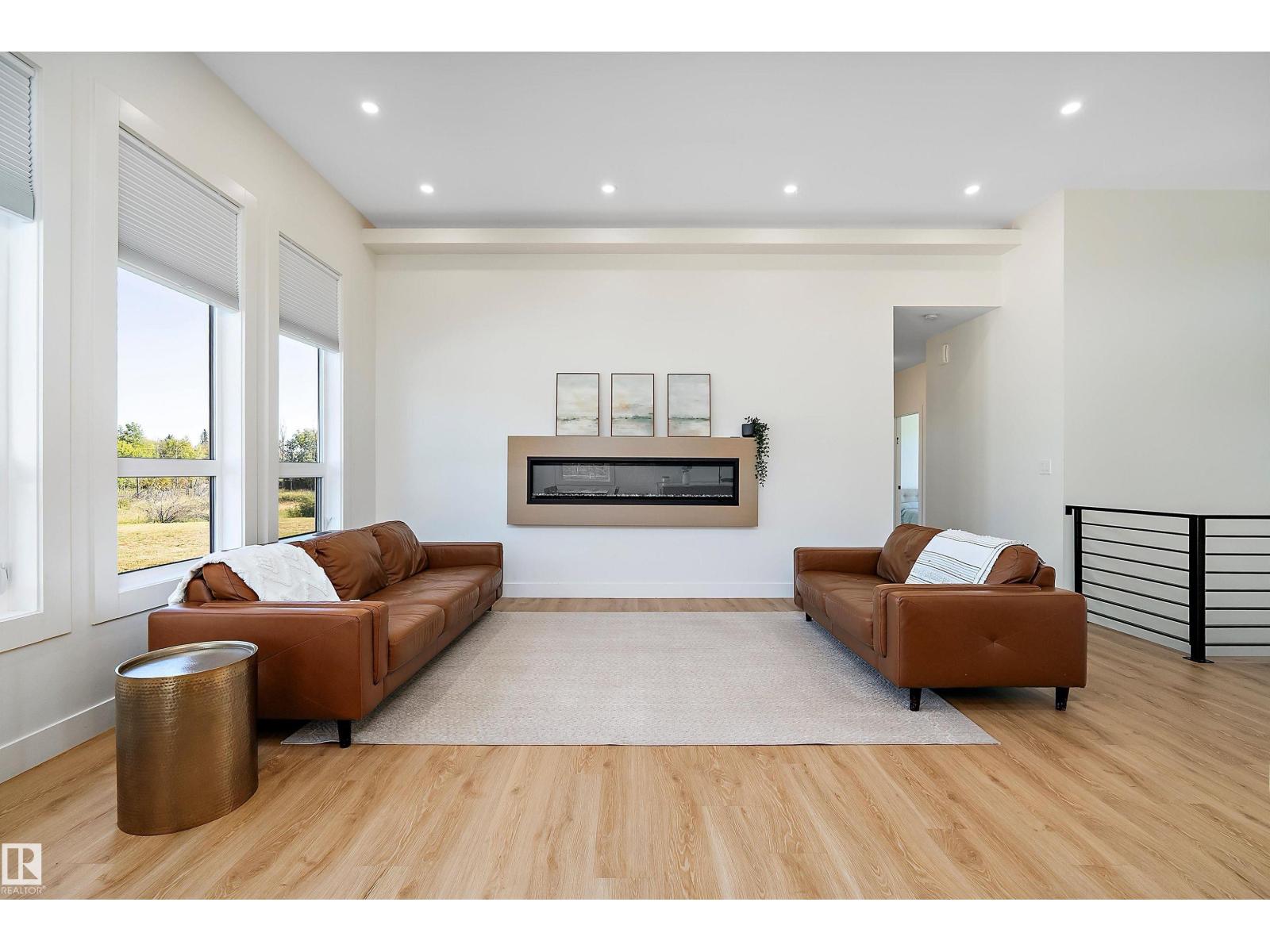 181 20212 Township Road 510, Rural Strathcona County