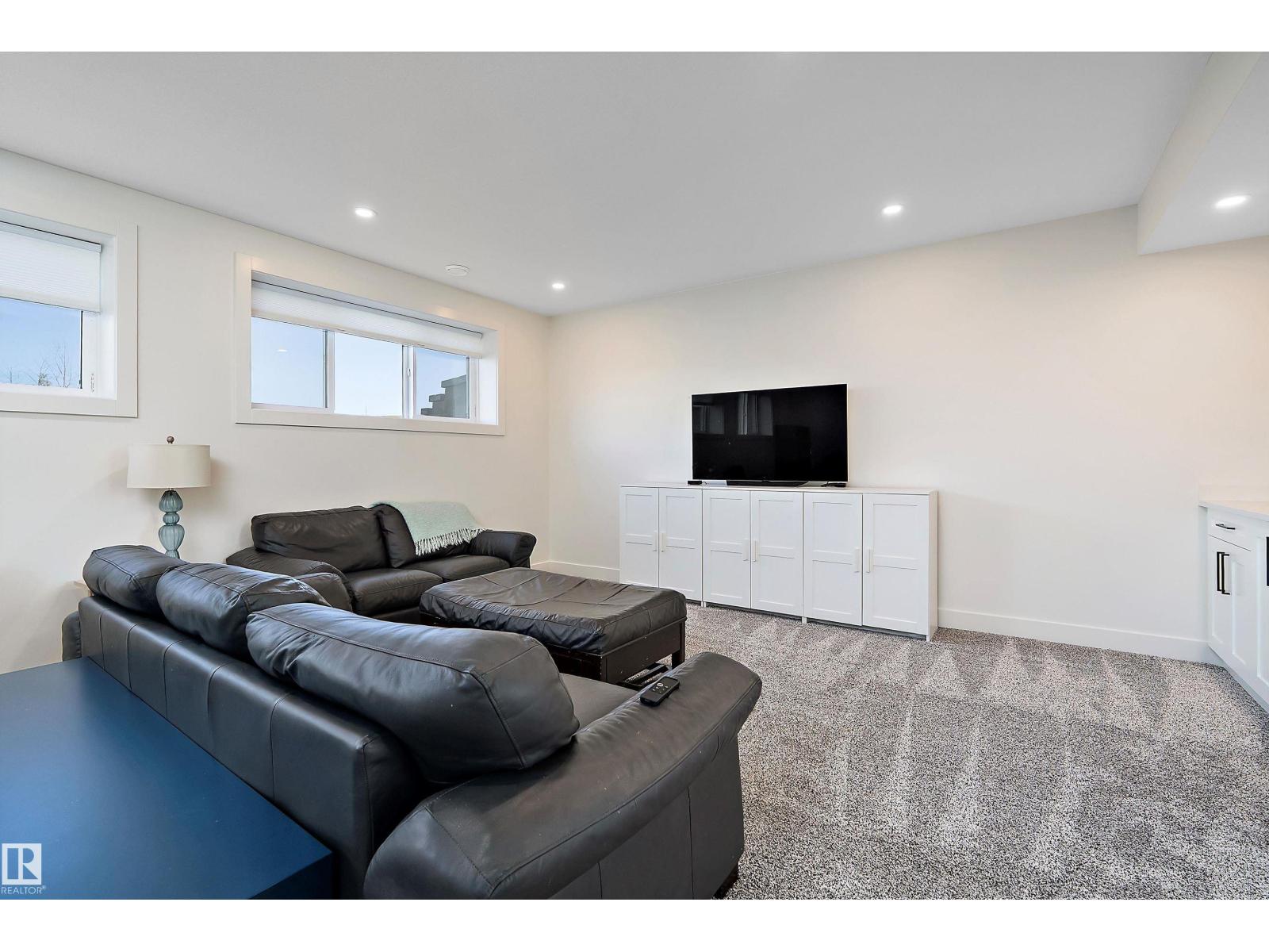 181 20212 Township Road 510, Rural Strathcona County