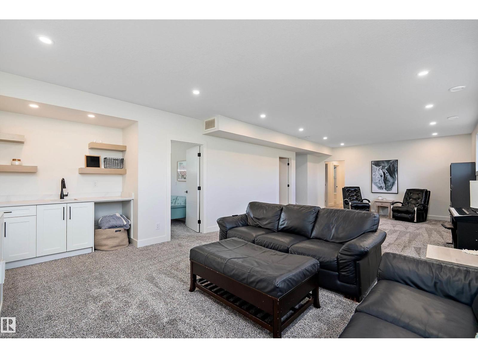 181 20212 Township Road 510, Rural Strathcona County