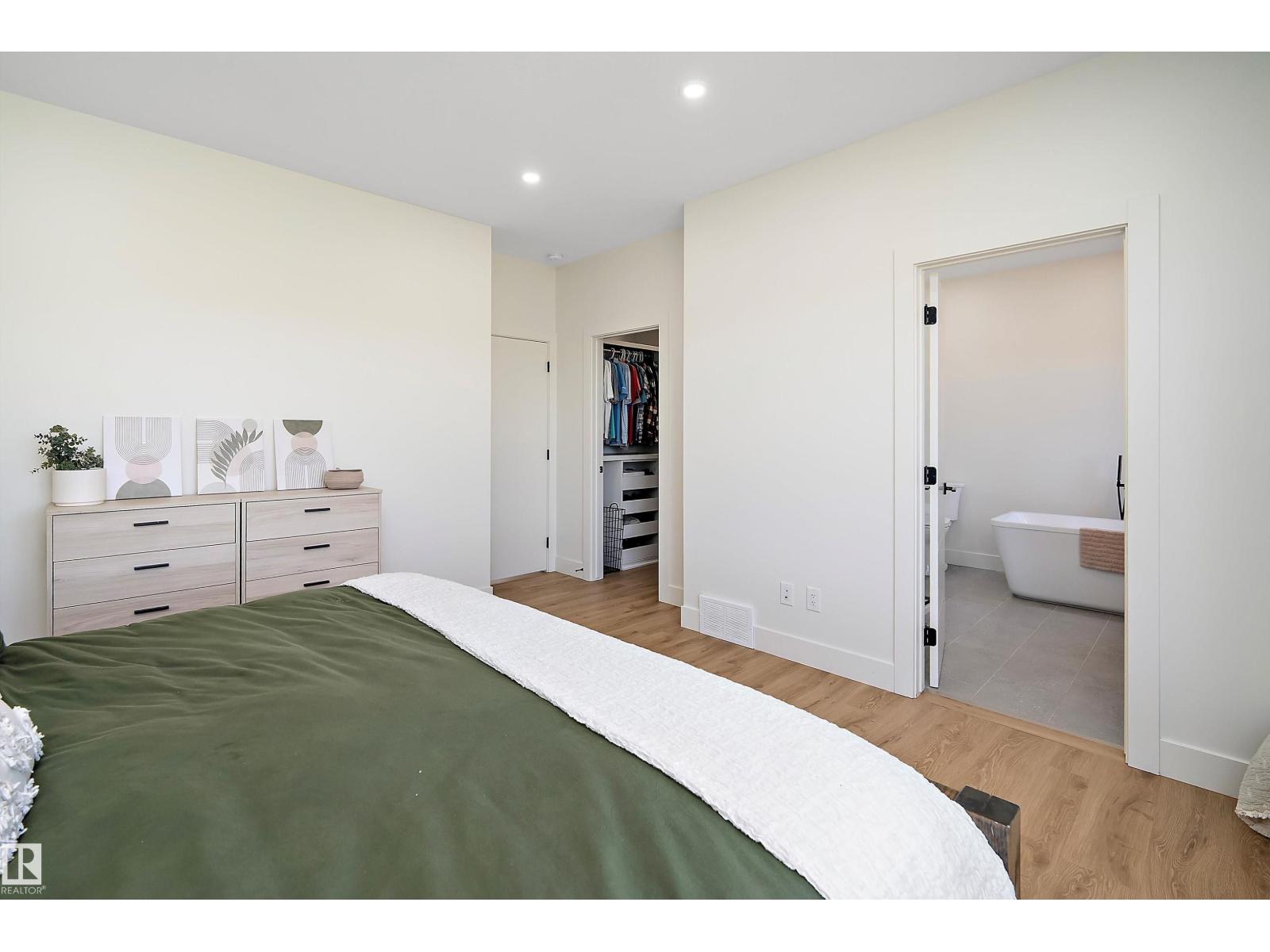 181 20212 Township Road 510, Rural Strathcona County