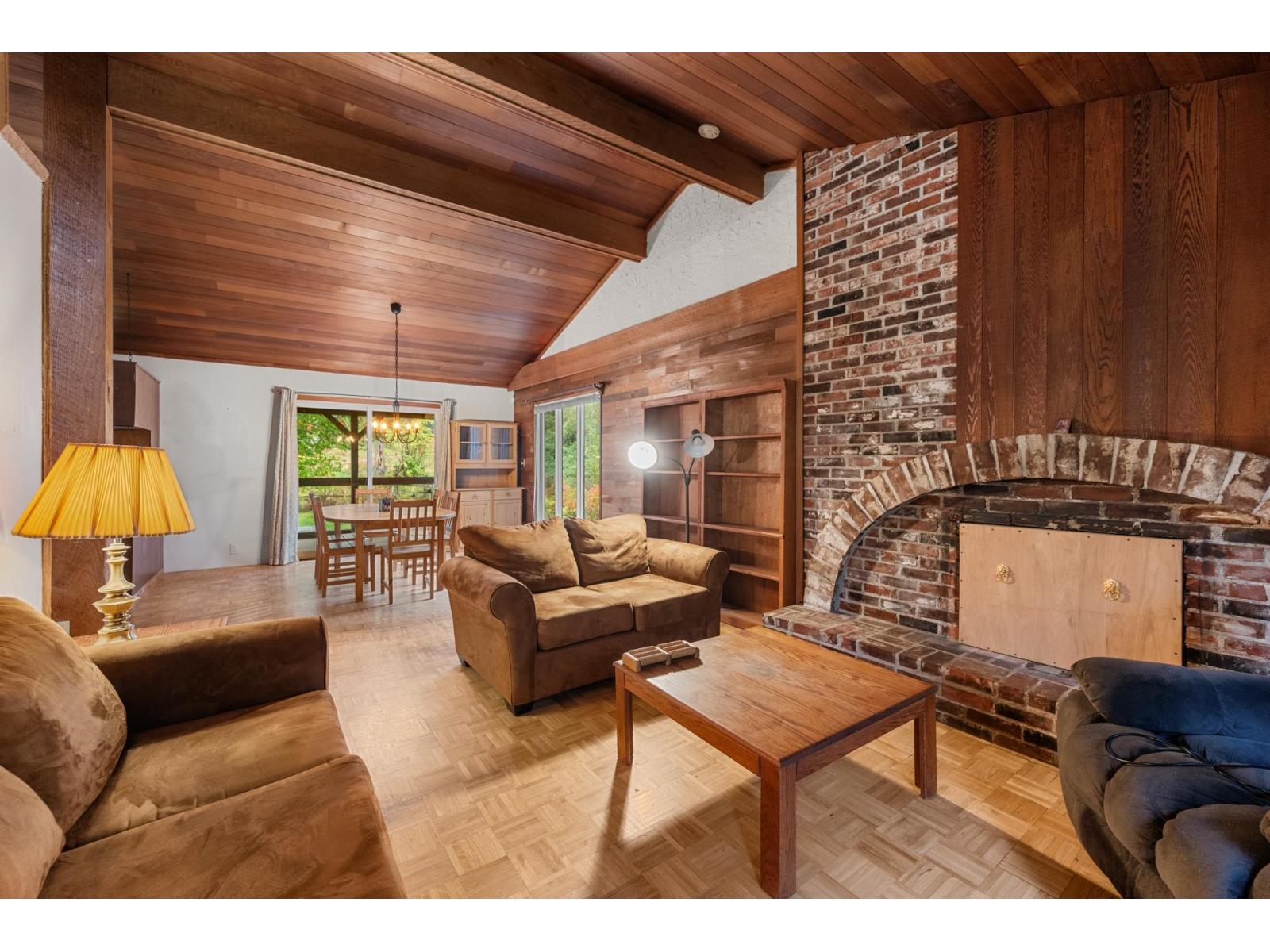 33213 RICHARDS AVENUE, Mission